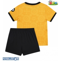 Wolves Hjemmedraktsett Barn 2025-26 Kortermet (+ Korte bukser)